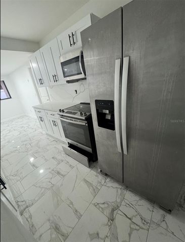 7714 W POWHATAN, Tampa, FL 33615