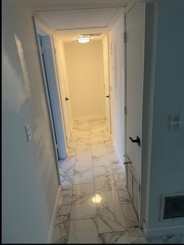 7714 W POWHATAN, Tampa, FL 33615