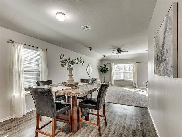 9220 NW 70th Street, Yukon, OK 73099