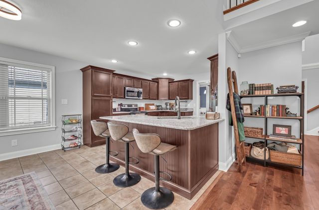 1532 Eads Ct, Clarksville, TN 37043