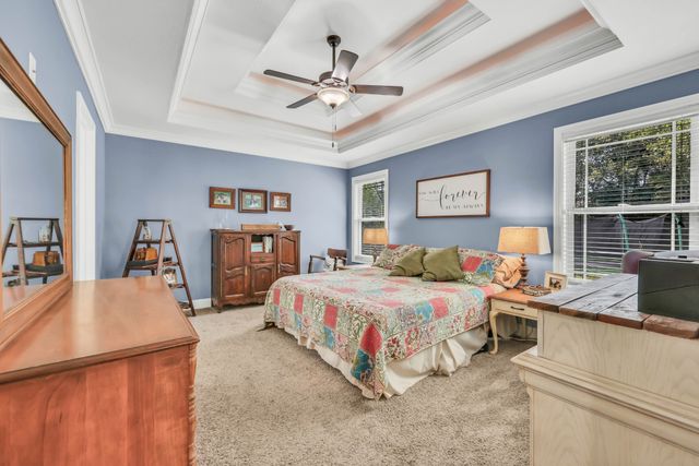 1532 Eads Ct, Clarksville, TN 37043