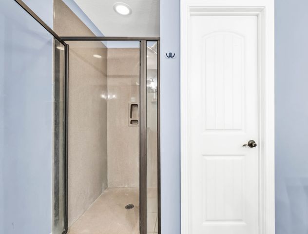 1532 Eads Ct, Clarksville, TN 37043