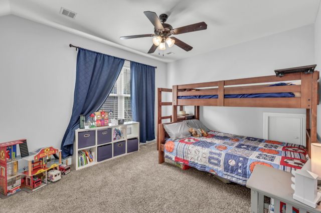 1532 Eads Ct, Clarksville, TN 37043