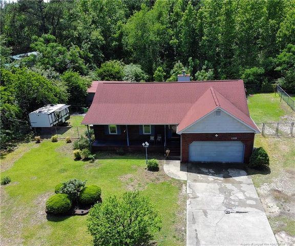 1229 Blue Road, Parkton, NC 28371