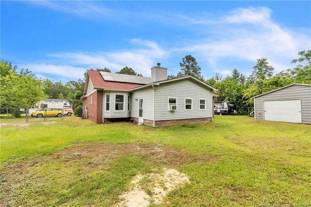 1229 Blue Road, Parkton, NC 28371