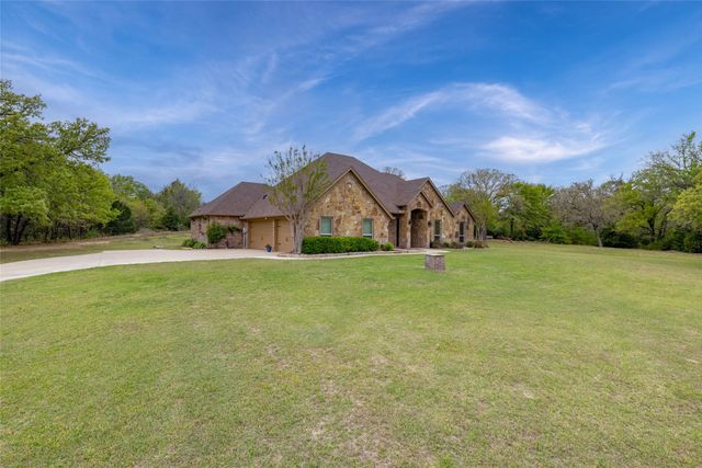 208 Ellis Creek Drive, Weatherford, TX 76085