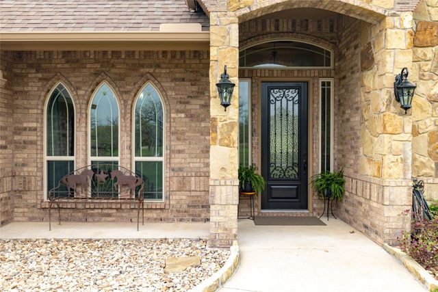 208 Ellis Creek Drive, Weatherford, TX 76085