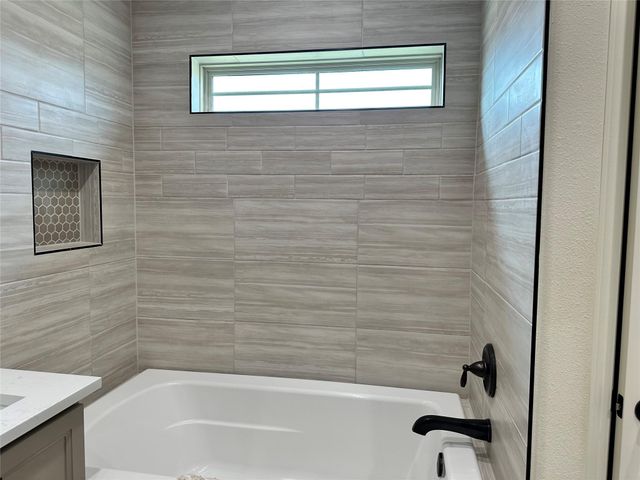 9531 Galveston Road, Orchard, TX 77485