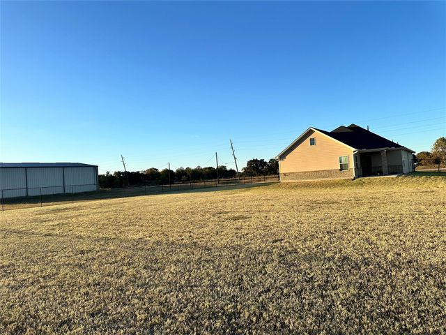 9531 Galveston Road, Orchard, TX 77485
