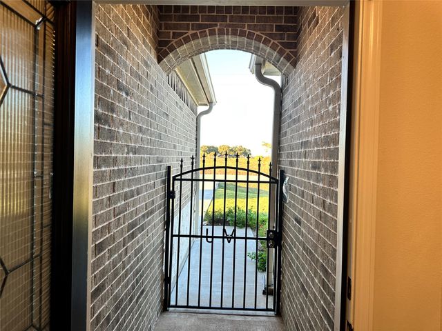 9531 Galveston Road, Orchard, TX 77485