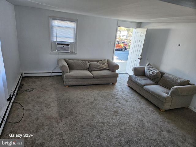 129 JEFFERSON ST, Stowe, PA 19464