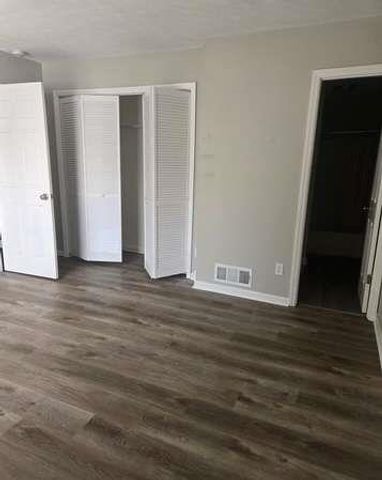 11 Pine Canyon Drive, Atlanta, GA 30331