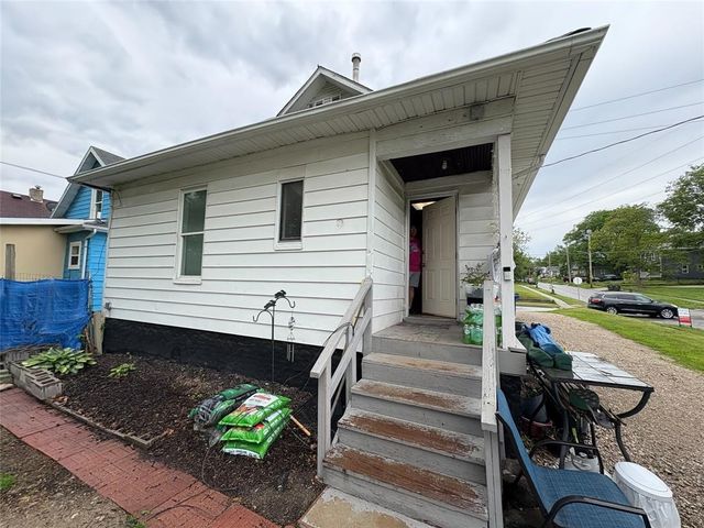 1555 16th Street, Des Moines, IA 50314