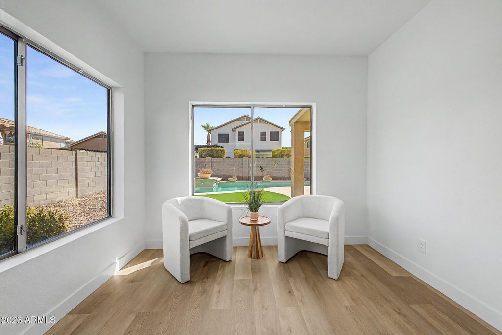 13361 W EVANS Drive, Surprise, AZ 85379 — photo 4