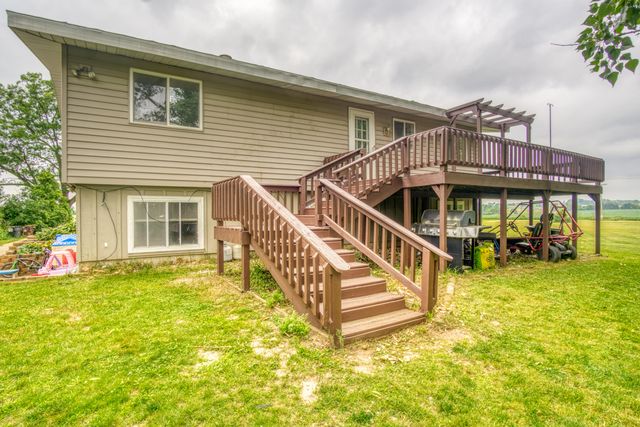 8890 Nw Lake Road, Belvidere Twp, MI 48886