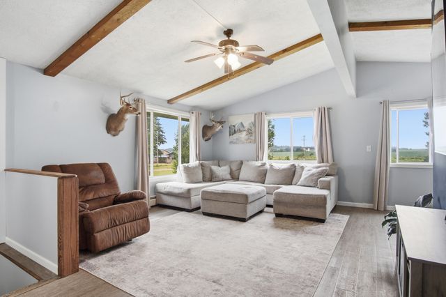 8890 Nw Lake Road, Belvidere Twp, MI 48886