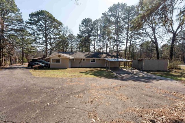 426 Spruce Street, Heber Springs, AR 72543