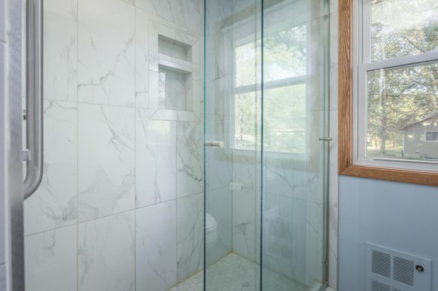 2402 Reeds Villa Road SW, Alexandria, MN 56308