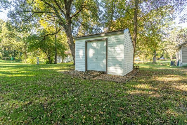 2402 Reeds Villa Road SW, Alexandria, MN 56308