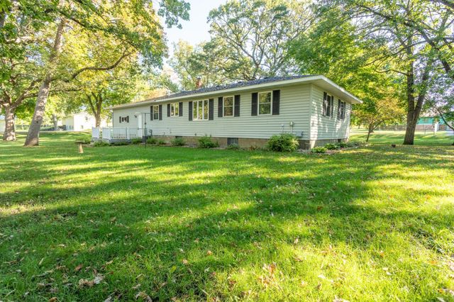 2402 Reeds Villa Road SW, Alexandria, MN 56308