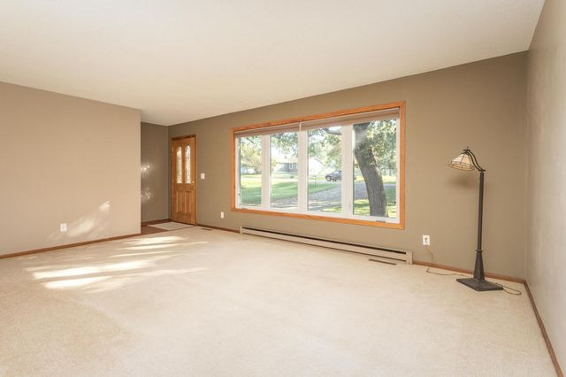 2402 Reeds Villa Road SW, Alexandria, MN 56308