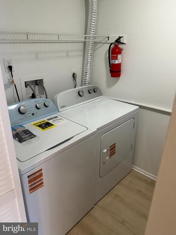 2525 WELSH RD, Philadelphia, PA 19114