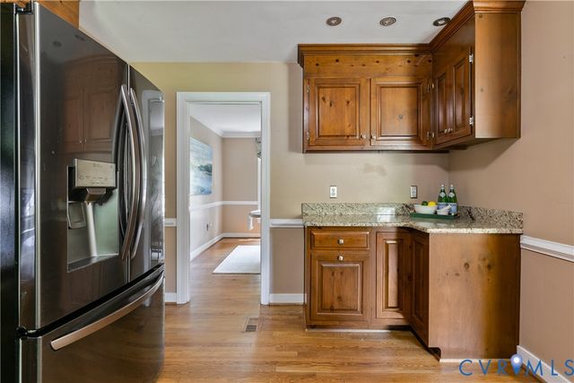 112 Old Brickhouse Ln, Colonial Heights, VA 23834
