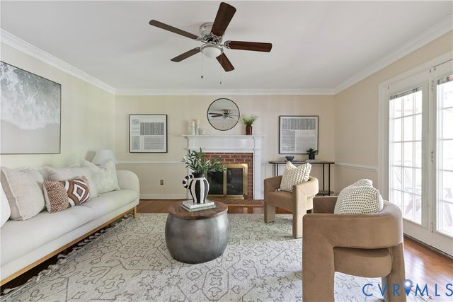 112 Old Brickhouse Ln, Colonial Heights, VA 23834