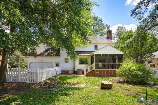 112 Old Brickhouse Ln, Colonial Heights, VA 23834