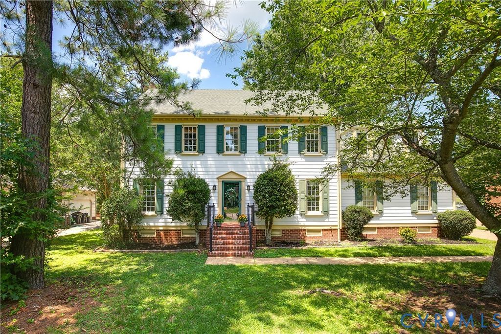 112 Old Brickhouse Ln, Colonial Heights, VA 23834