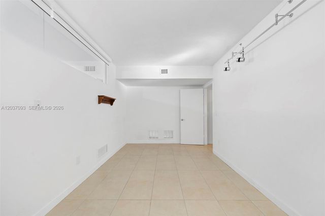 181 Crandon Blvd 301, Key Biscayne, FL 33149