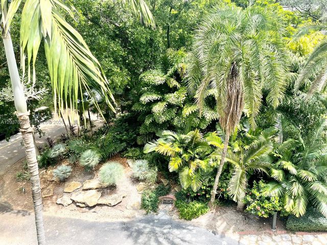 181 Crandon Blvd 301, Key Biscayne, FL 33149