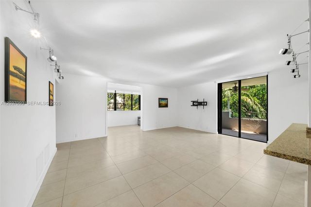 181 Crandon Blvd 301, Key Biscayne, FL 33149