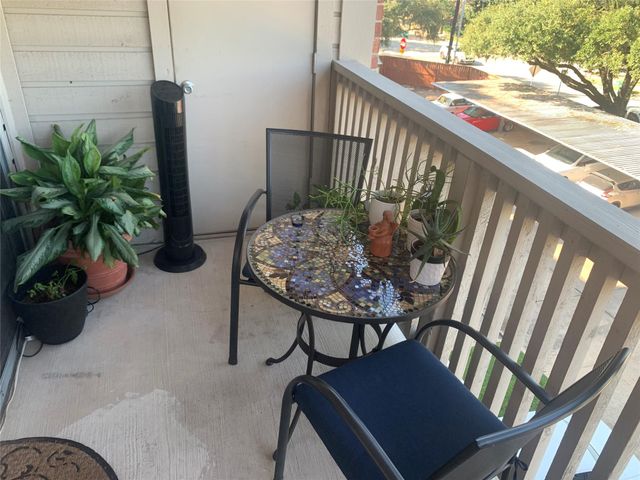 4041 Drake Street 118, Houston, TX 77005