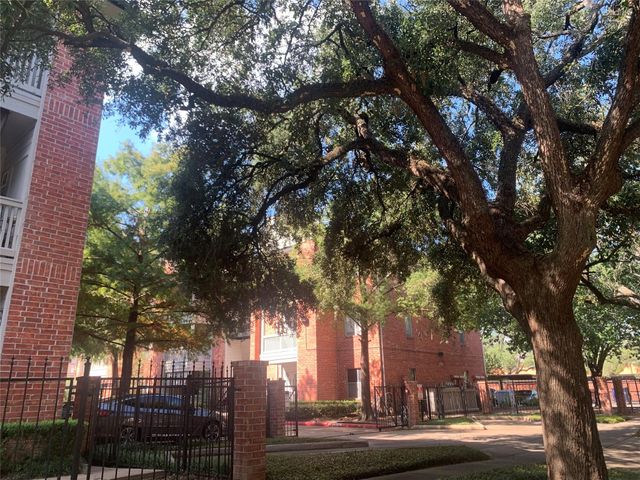4041 Drake Street 118, Houston, TX 77005