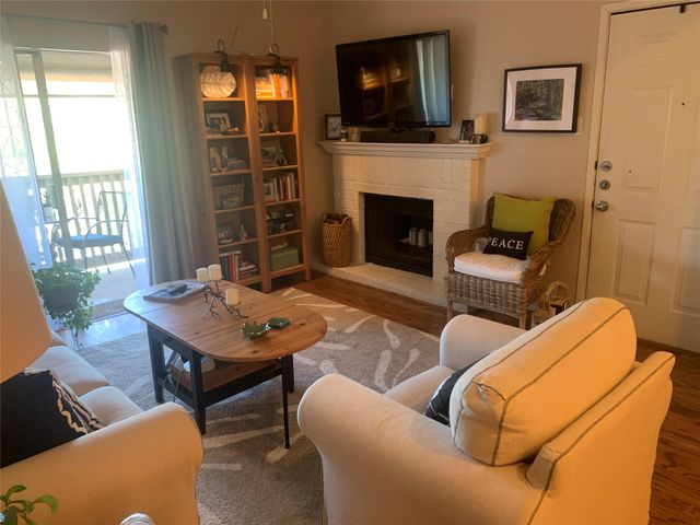 4041 Drake Street 118, Houston, TX 77005