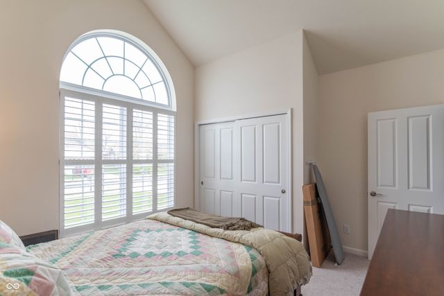 4223 Backstretch Lane, Bargersville, IN 46106