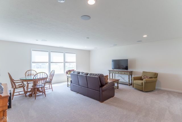 4223 Backstretch Lane, Bargersville, IN 46106