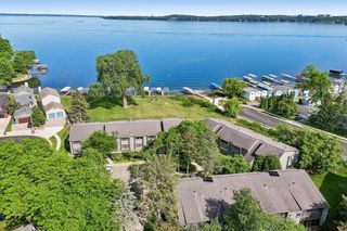 2809 Century Harbor Road, Middleton, WI 53562