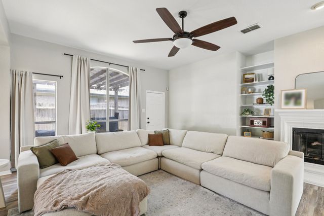 6932 Lomo Alto Drive, Fort Worth, TX 76132