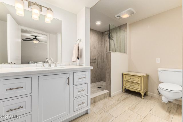 21002 N PALM DESERT Drive, Sun City West, AZ 85375
