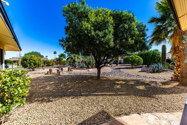 21002 N PALM DESERT Drive, Sun City West, AZ 85375