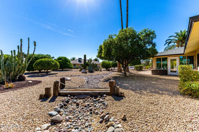 21002 N PALM DESERT Drive, Sun City West, AZ 85375