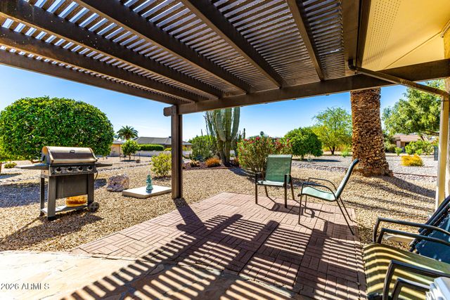 21002 N PALM DESERT Drive, Sun City West, AZ 85375