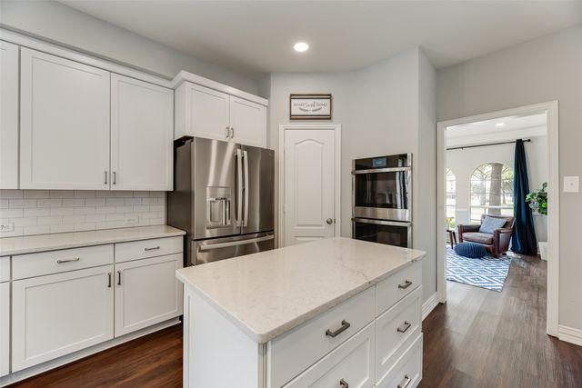 6802 Lochmoor Lane, Garland, TX 75044