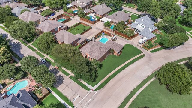 6802 Lochmoor Lane, Garland, TX 75044
