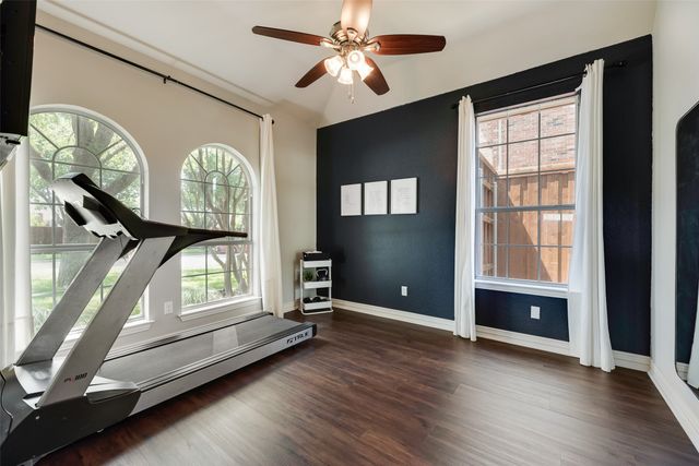 6802 Lochmoor Lane, Garland, TX 75044