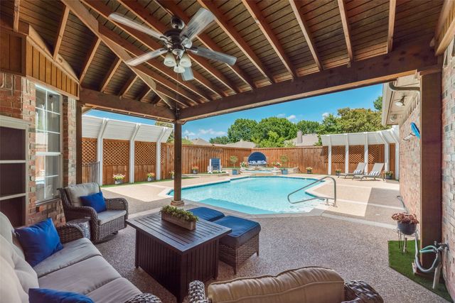 6802 Lochmoor Lane, Garland, TX 75044