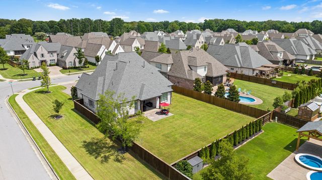 4711 CAROUSEL LN, Collierville, TN 38017