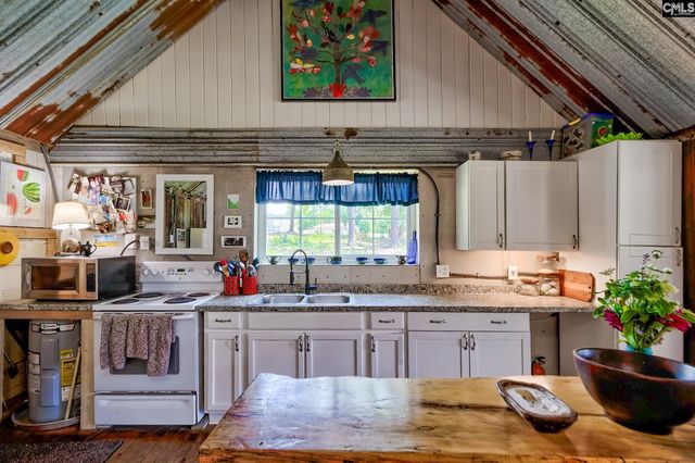 1060 Carolina Lane, Leesville, SC 29070